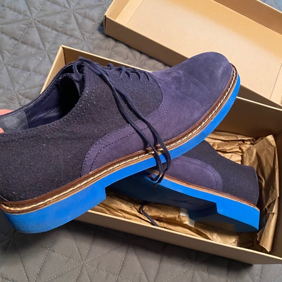 Men’s Cole Haan Size 8 - Blue Suede Derby - Picture 2 of 4